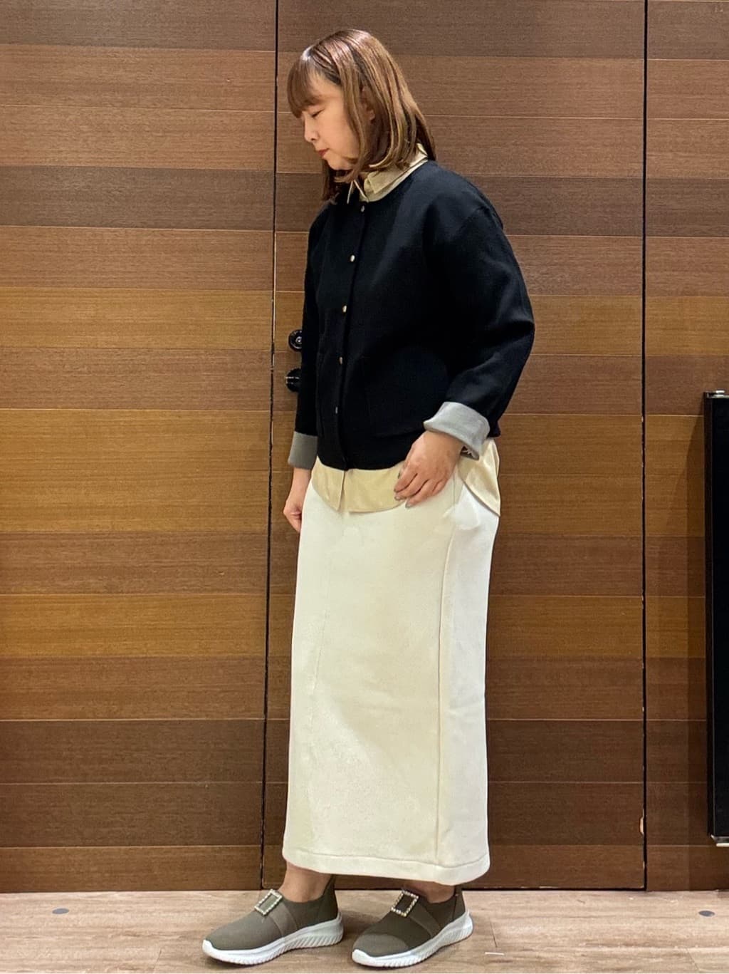 yumeさんの「OPAQUE.CLIP｜ポケット刺繍レギュラーカラーシャツ【洗濯機OK】」を使ったコーディネート