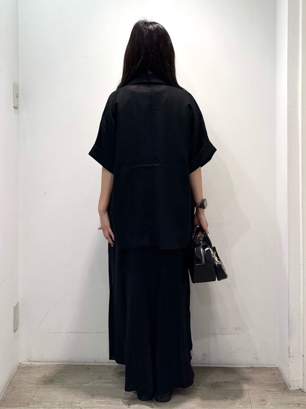 yuicciさんの「OPAQUE.CLIP｜レーヨン麻キーネックワンピース【洗える】」を使ったコーディネート