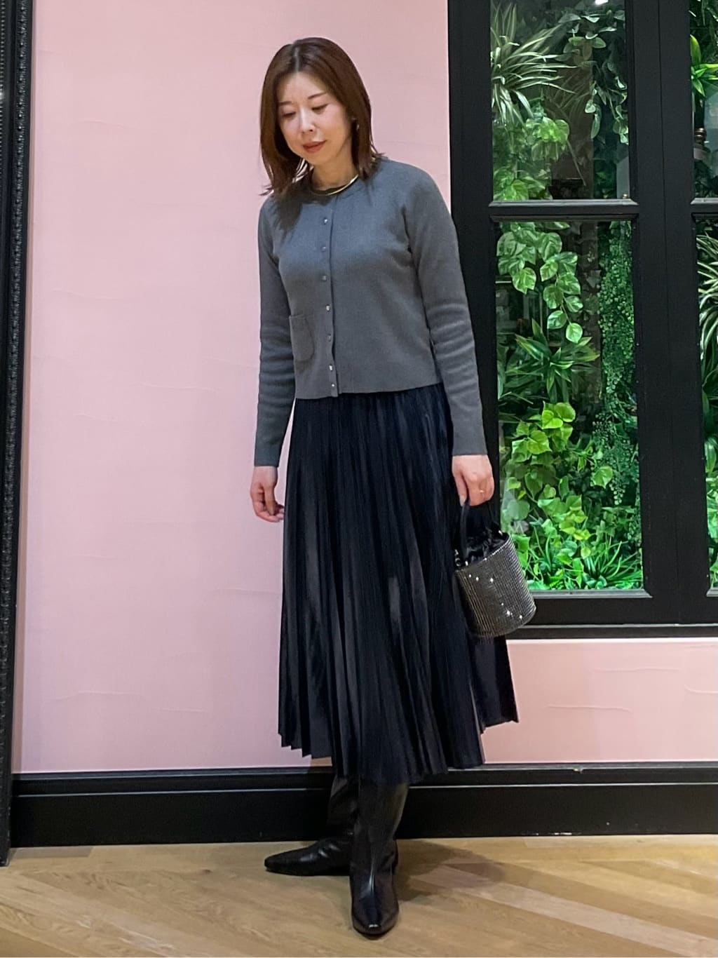 maruさんの「DRESSTERIOR｜◆【洗える/ストレッチ性/オンオフ】箔プリントプリーツスカート」を使ったコーディネート