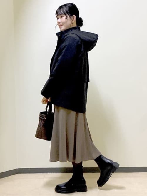  beni_gingerさんの「Reflect｜【すっきり見え／フード取り外し可／通勤におすすめ◎】ライティアウター」を使ったコーディネート