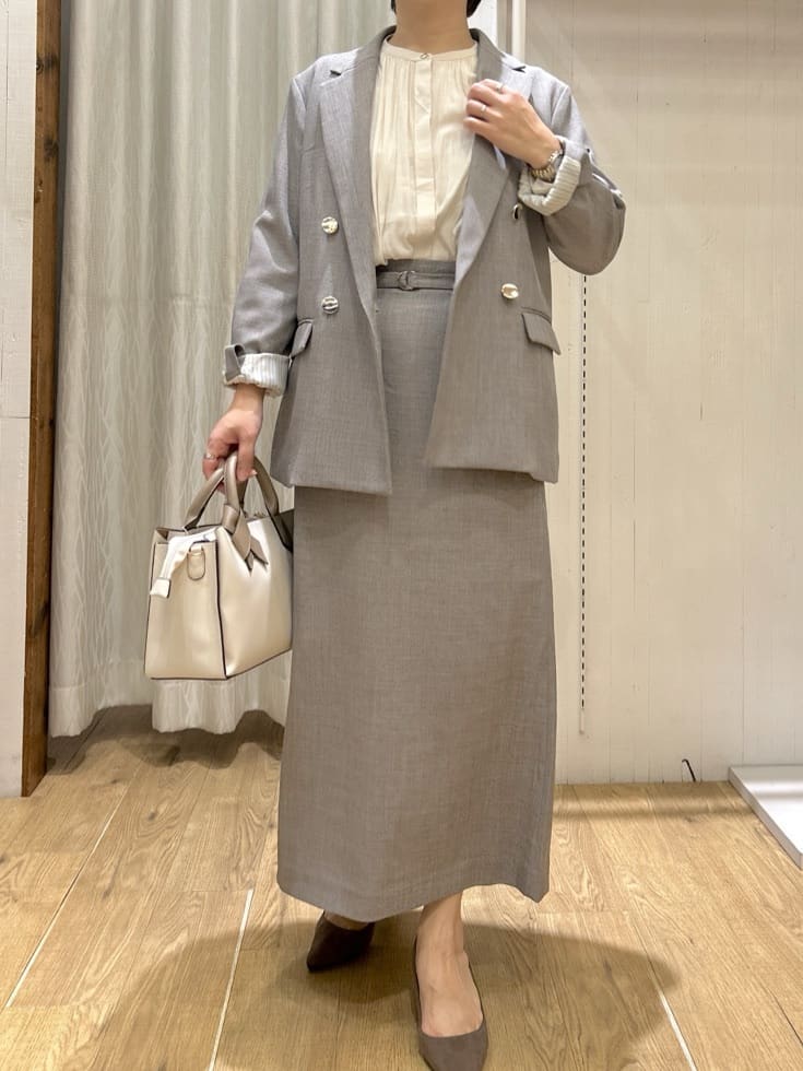 ga_riさんの「THE SHOP TK｜【今羽織るなら】ダブルブレストジャケット【セットアップ可/洗える】」を使ったコーディネート