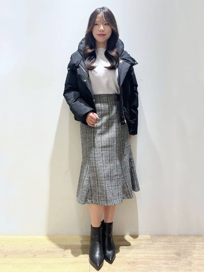 Mimさんの「index｜ラメガーター編みボートネックニット【洗濯機OK】《8col／XS～LL》」を使ったコーディネート