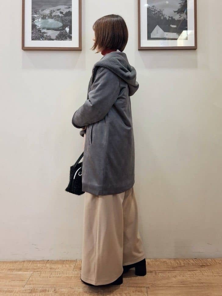 まあるさんの「SHOO･LA･RUE｜【着丈選べる/きっと虜になる】あったかもちもち ワイドパンツ」を使ったコーディネート