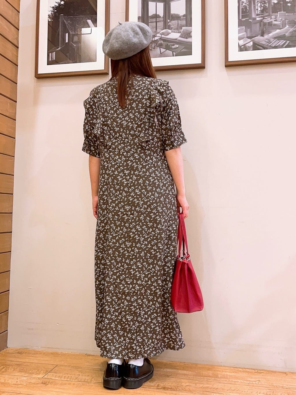 ゆっきーさんの「SHOO･LA･RUE｜【S-LL】クラシカルな 花柄ワンピース」を使ったコーディネート