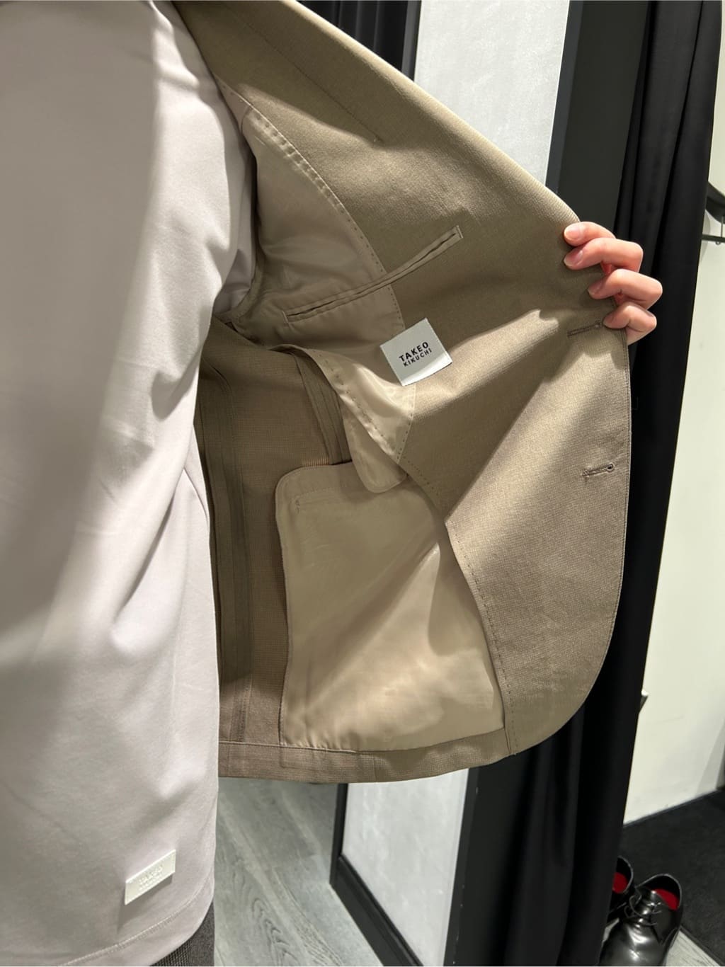 ruiさんの「TAKEO KIKUCHI｜【COOL CITY WEAR】アーバンクール ジャケット /接触冷感・吸水速乾」を使ったコーディネート