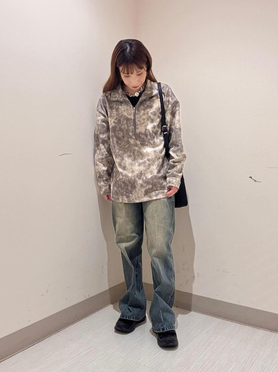 S.A.Oさんの「tk.TAKEO KIKUCHI｜ヴィンテージライクプリント ハーフジッププルオーバー」を使ったコーディネート