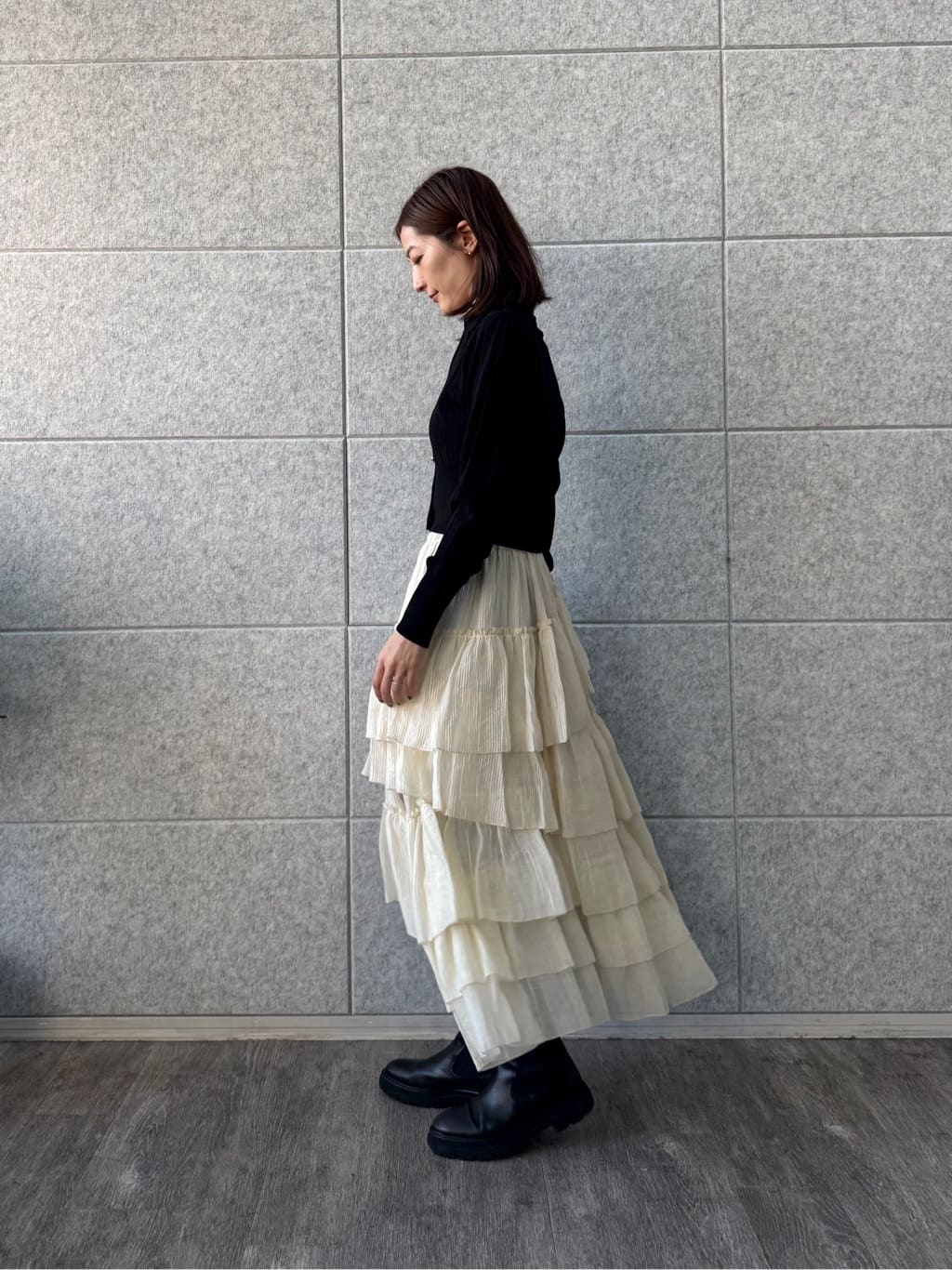 uchi__yamaさんの「CODE A｜sleek collar knit」を使ったコーディネート