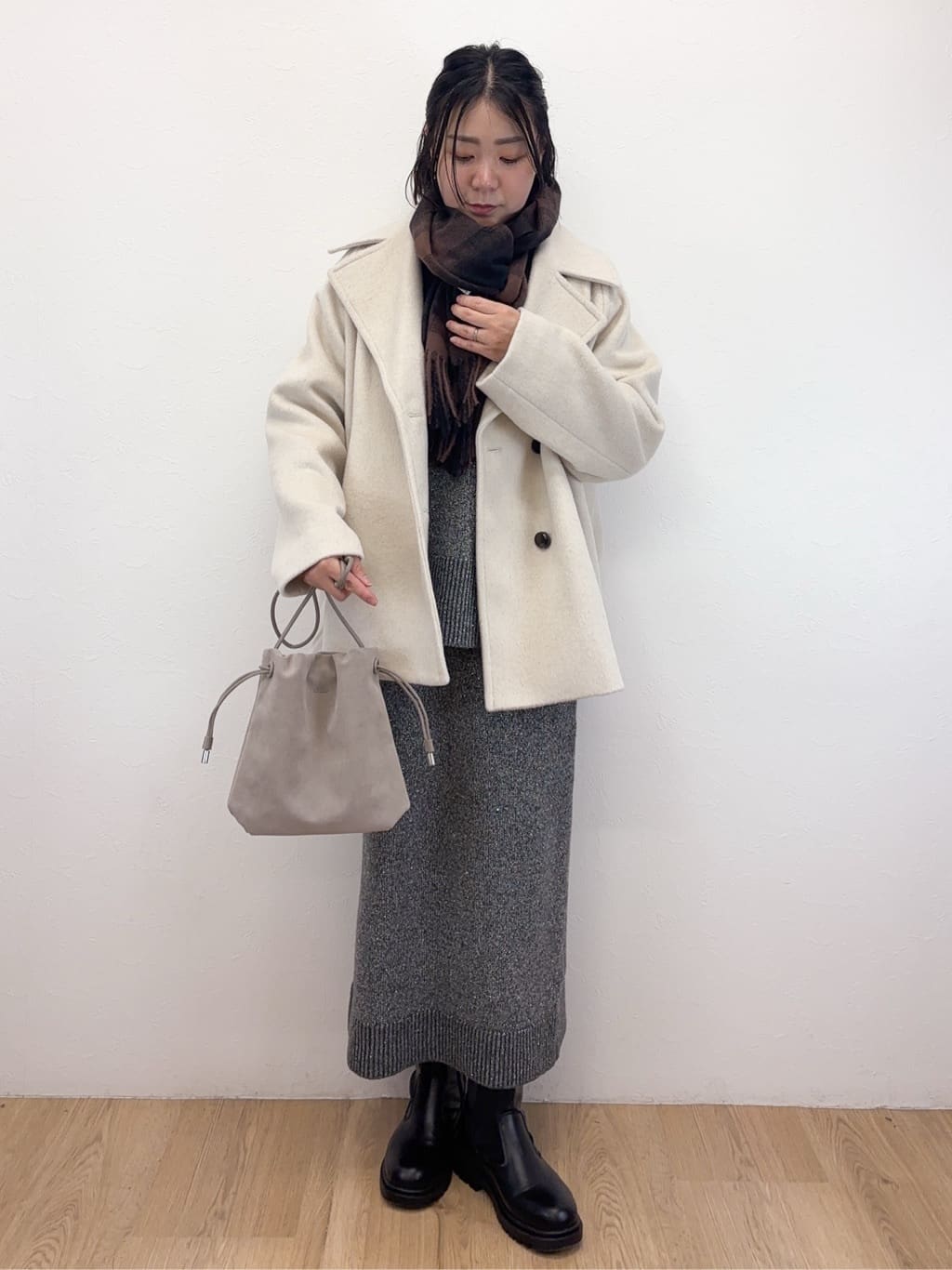 Takeさんの「OPAQUE.CLIP｜カシミヤブレンドウールミドルピーコート」を使ったコーディネート