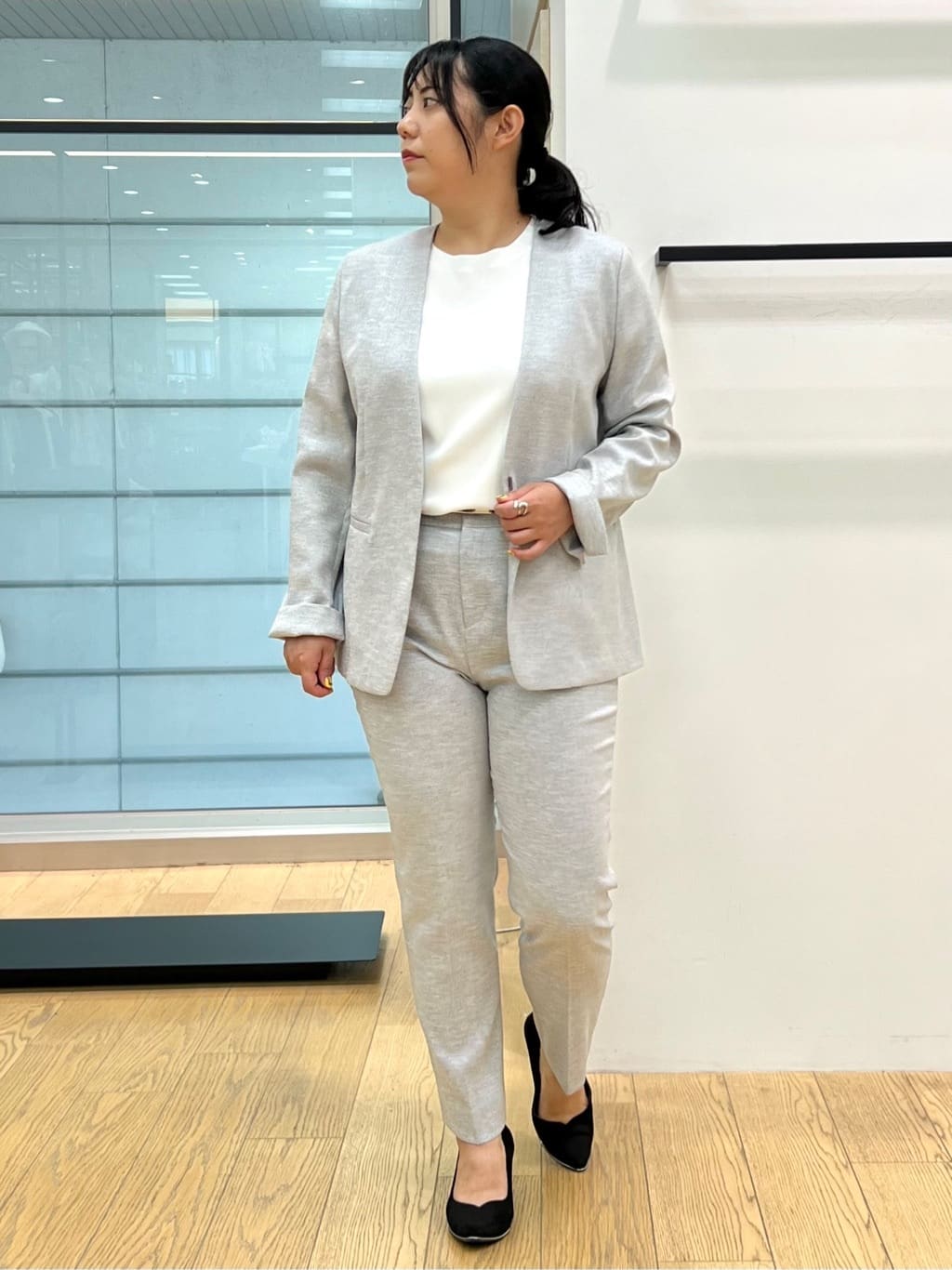 shimaさんの「INDIVI｜【合皮／10mm幅】フックベルト」を使ったコーディネート