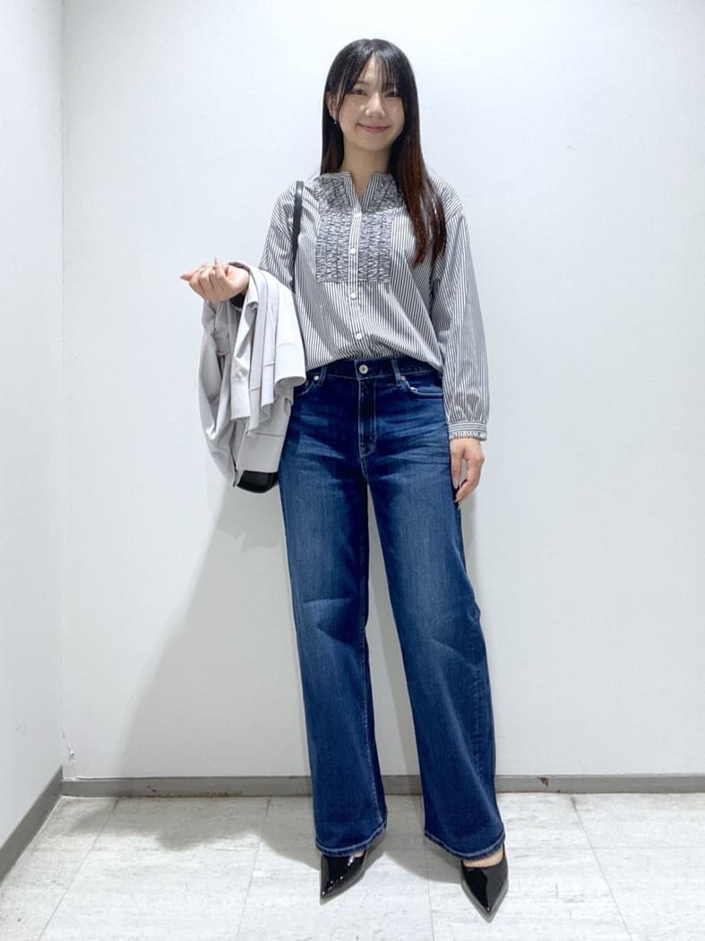 meiさんの「INDIVI｜【洗える】胸元タックフリル長袖ブラウス」を使ったコーディネート