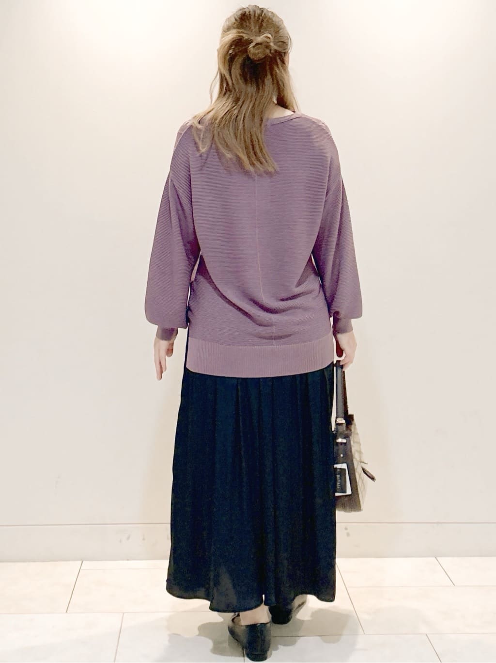 S&auml;K&iuml;さんの「Reflect｜【パンツ合わせにぴったり◎】ゆったりオフボディニット」を使ったコーディネート