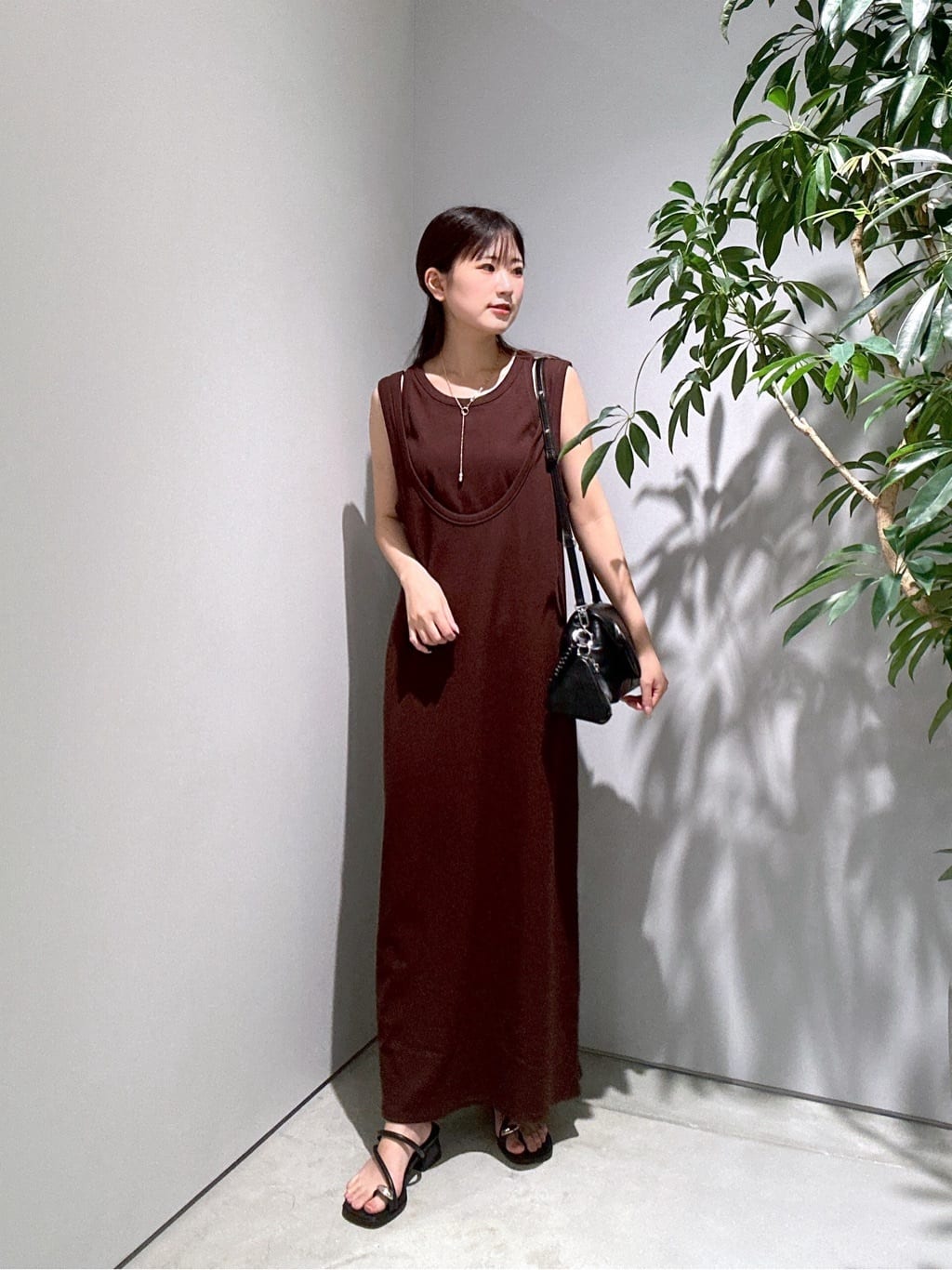 Renoさんの「INDIVI｜タンクトップレイヤードワンピース」を使ったコーディネート