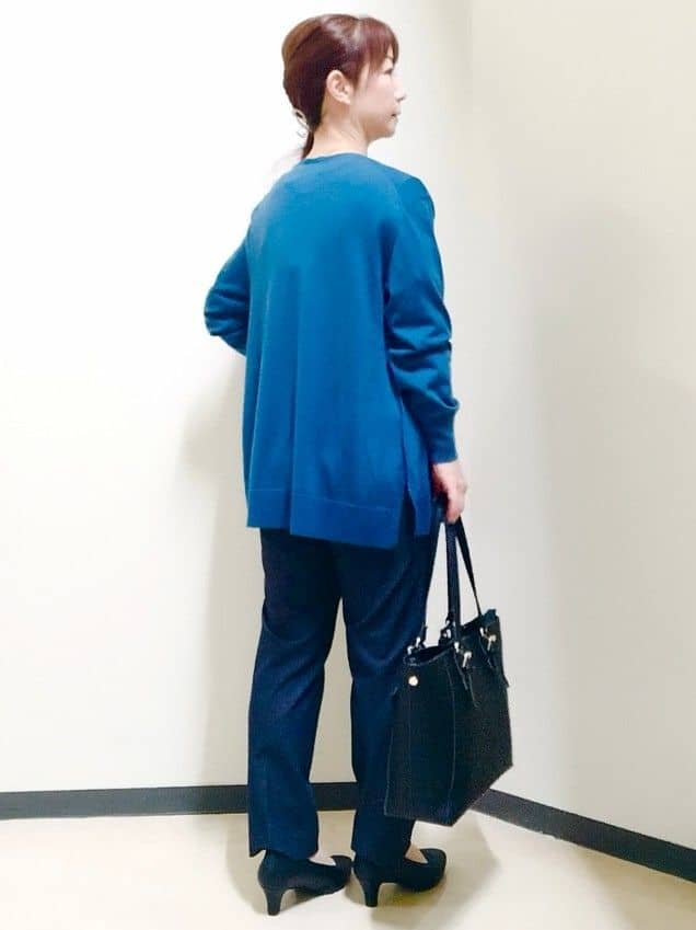 花さんの「Reflect｜【ちくちくしない／アンサンブル可／通勤におすすめ◎】オフボディニット」を使ったコーディネート