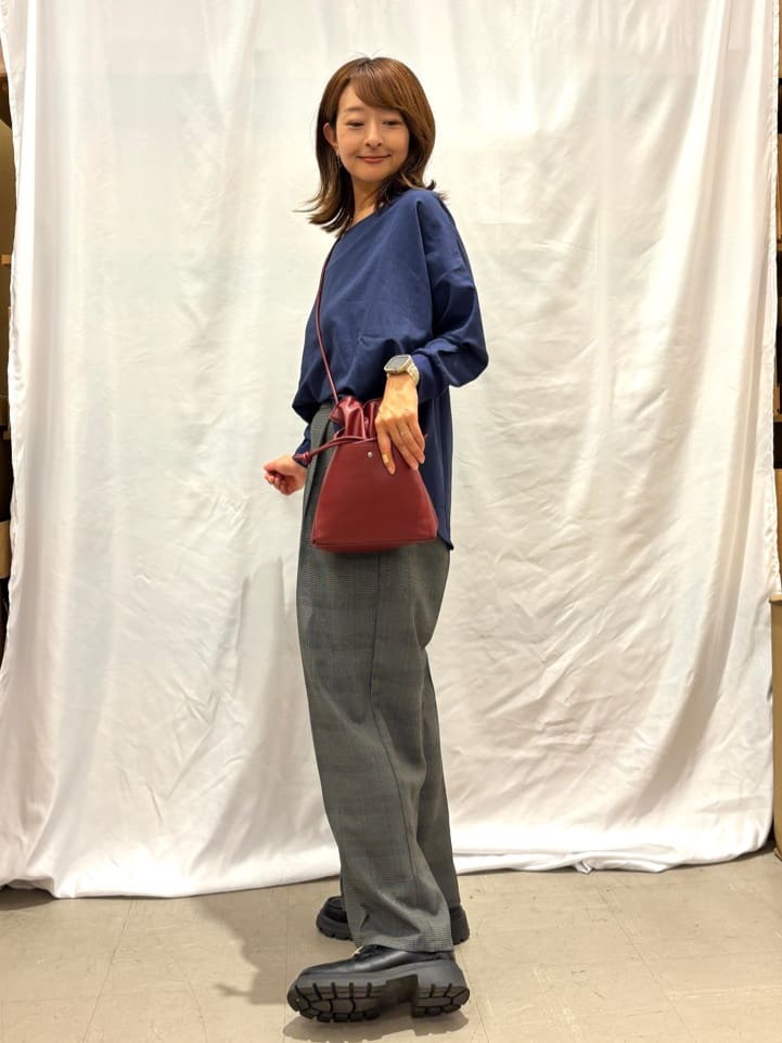 ふくまるさんの「SHOO･LA･RUE｜【S-LL/セットアップ可/洗濯後しわになりにくい】きちんと見え タックワイドパンツ」を使ったコーディネート