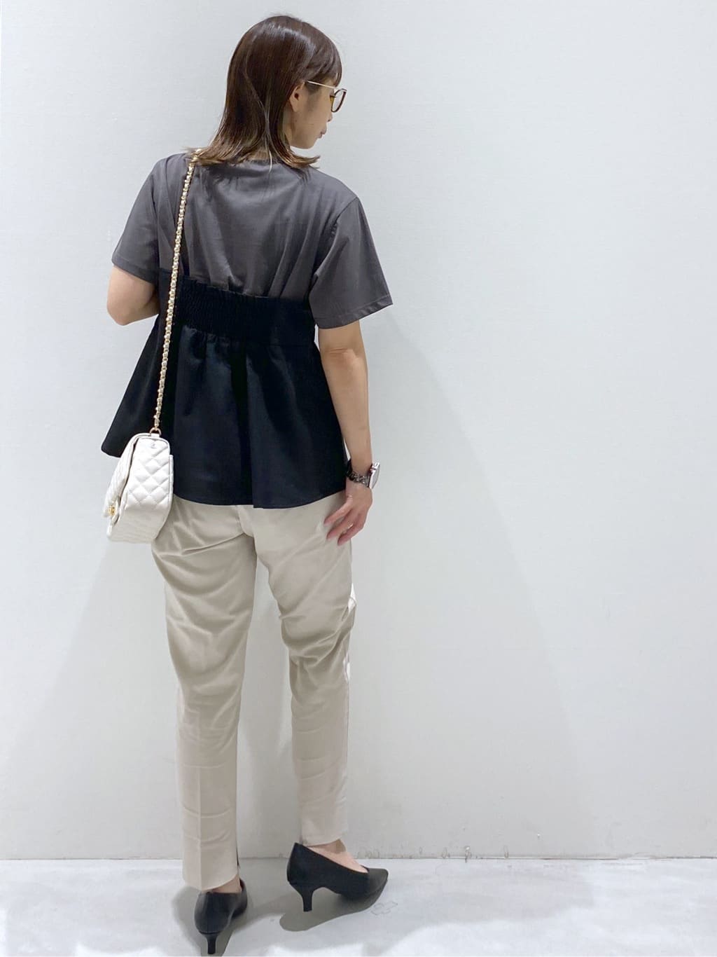 えりさんの「OPAQUE.CLIP｜《S-LLサイズ》ハイストレッチスティックパンツ【洗濯機洗い可／接触冷感】」を使ったコーディネート