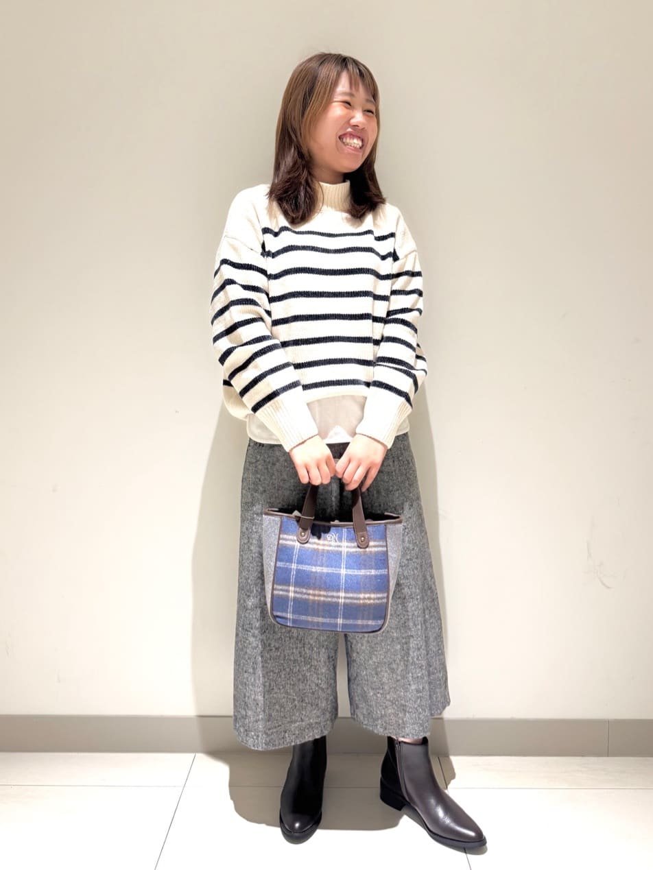 Liriさんの「Dessin｜【洗える】ハイネックベロアモールニット」を使ったコーディネート