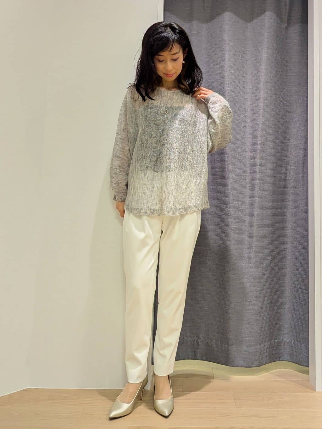 miiさんの「INDIVI｜【キッドモヘヤ素材】ラウンドヘムニット」を使ったコーディネート