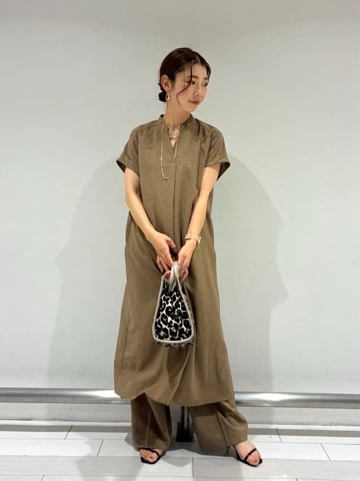 Rinさんの「UNTITLED｜【UV/はっ水/セットアップ可】リラククールパンツ」を使ったコーディネート