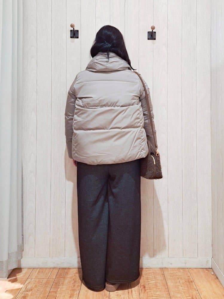 kotomiさんの「SHOO･LA･RUE｜【撥水/洗える】ショートフーディーダウン」を使ったコーディネート