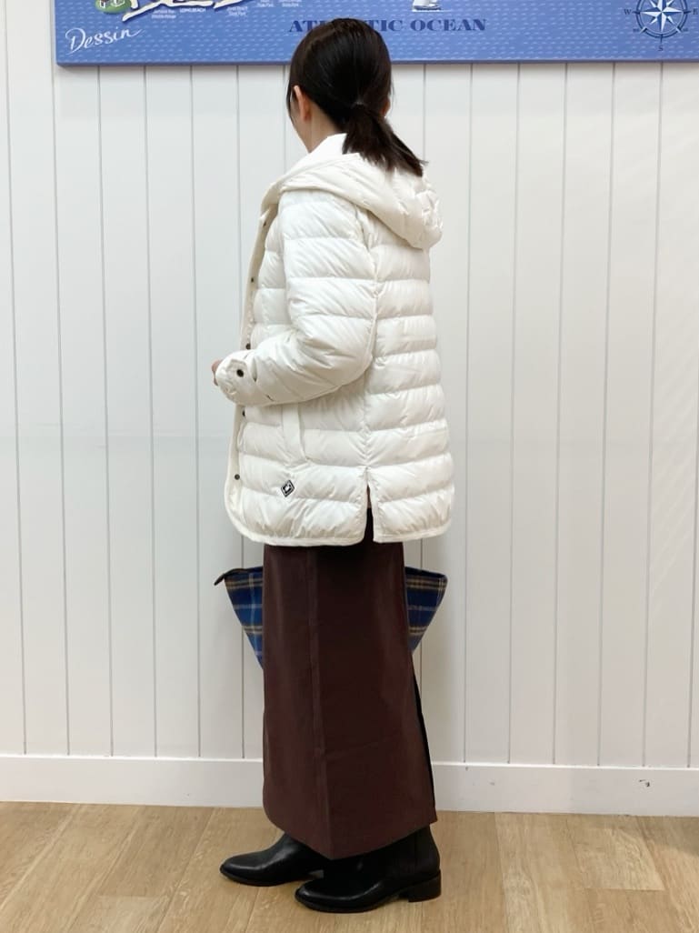 yoshiさんの「Dessin｜【撥水・2WAY】ミュラーダウンコートミドル丈」を使ったコーディネート