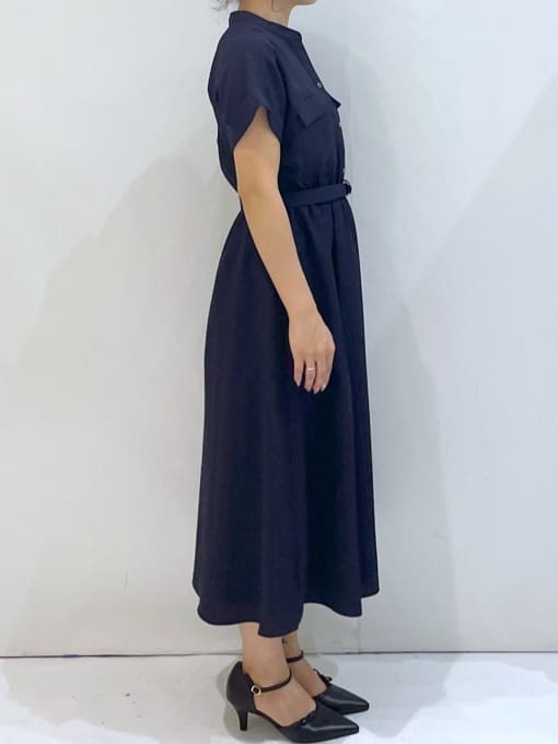 manaさんの「OPAQUE.CLIP｜《7色展開／XS-LLサイズ》ダブルポケットスキッパーシャツワンピース【吸水速乾／防シワ／イージーア」を使ったコーディネート