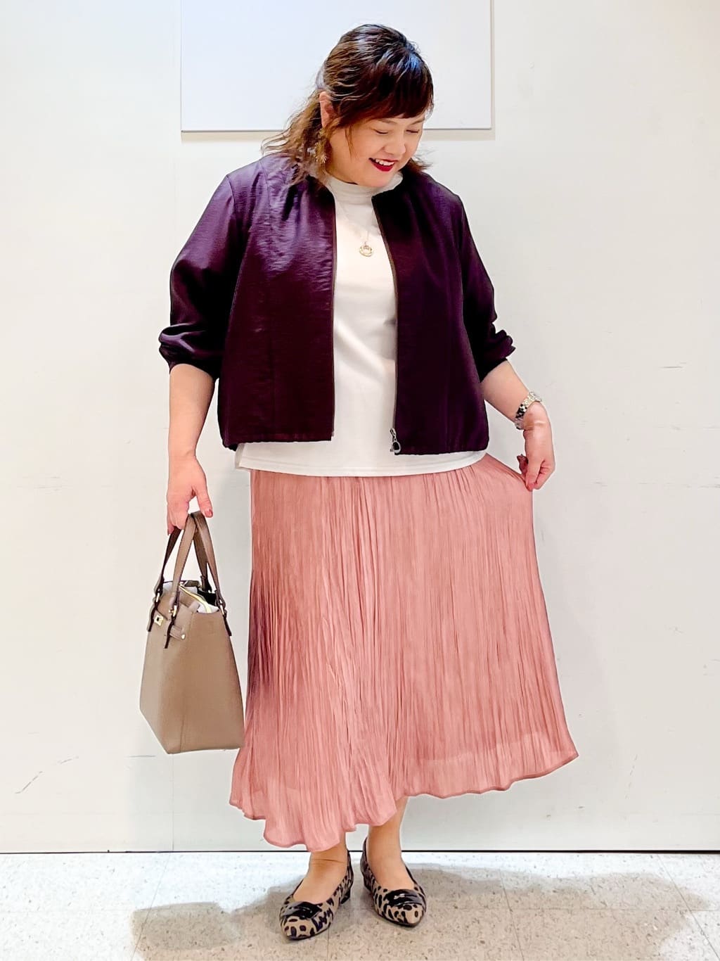 kimmyさんの「Reflect｜【E‐QUALITY／体型カバー】シアー&times;レースデザインプルオーバー」を使ったコーディネート