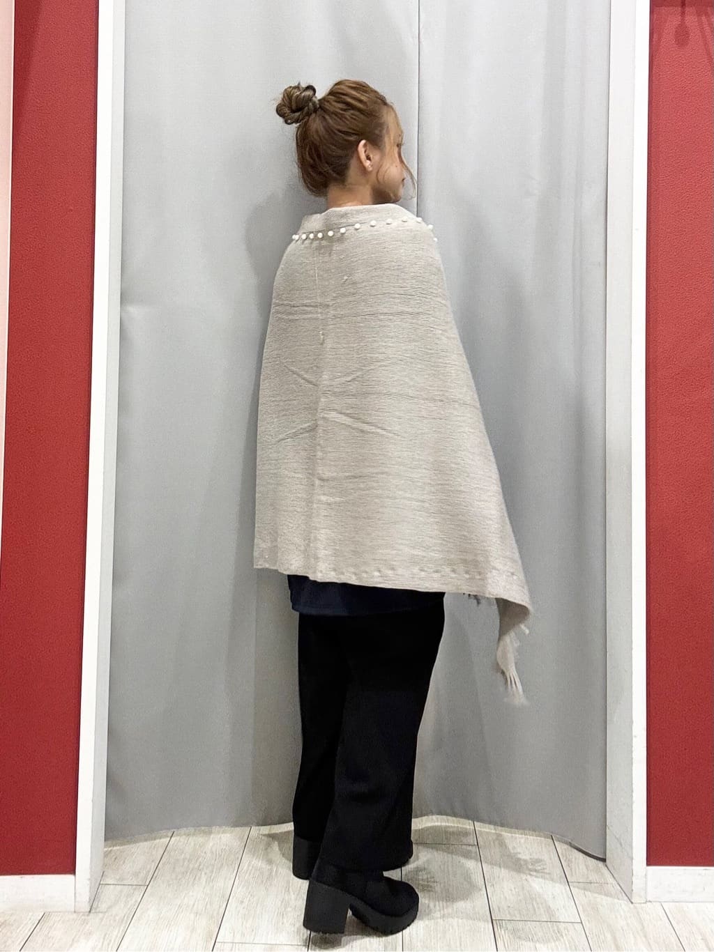 shioさんの「SHOO･LA･RUE｜【S-LL/体型カバー】とろみ感が心地よい 裾タック ドルマンチュニック」を使ったコーディネート