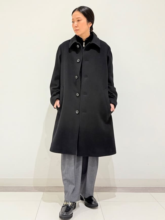 MIYAKAWAさんの「DRESSTERIOR｜【SUPER140&rsquo;sウール】メルトン ステンカラーコート」を使ったコーディネート