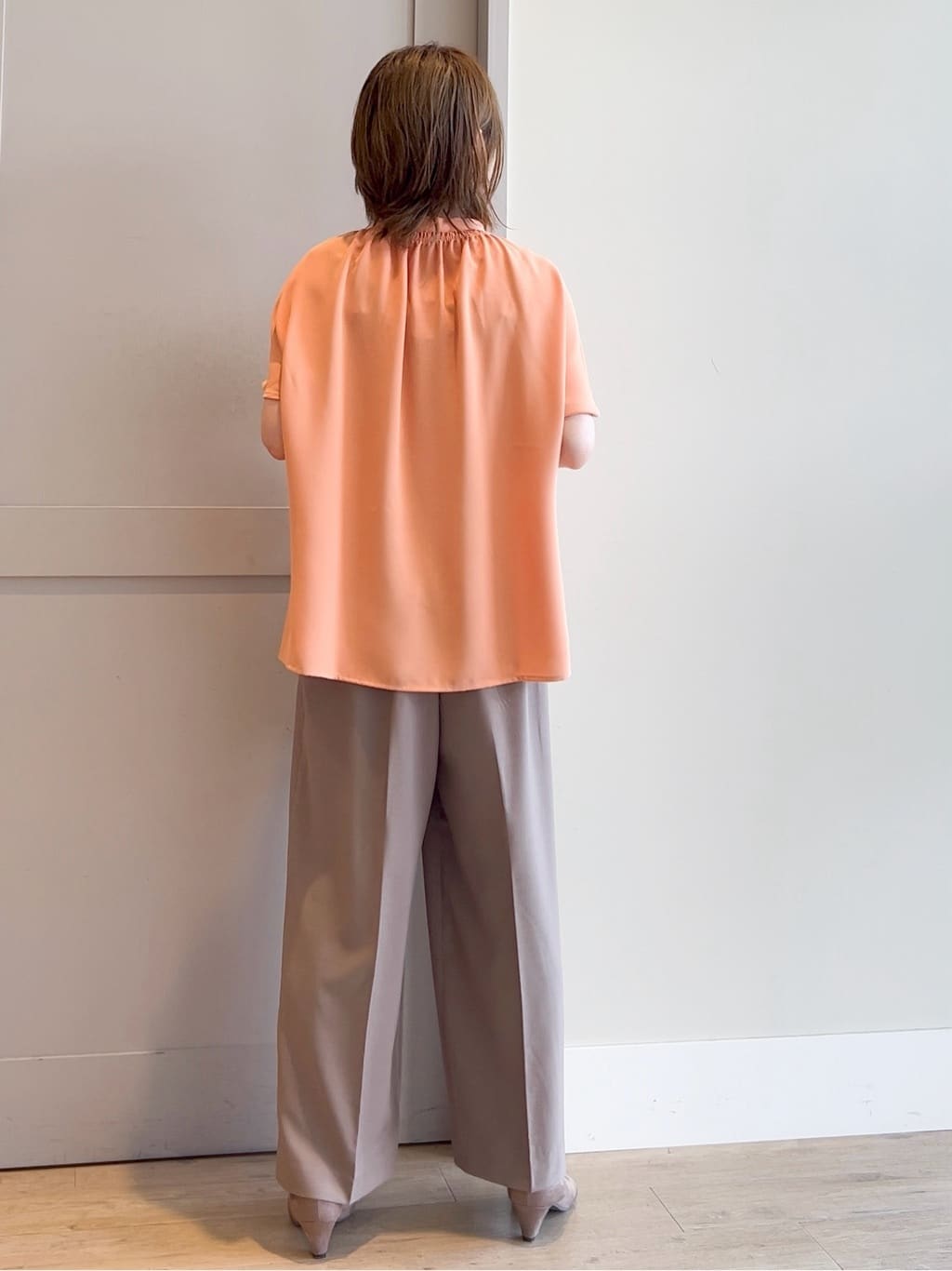 yamakoさんの「grove｜メタルストーンショートネックレス」を使ったコーディネート