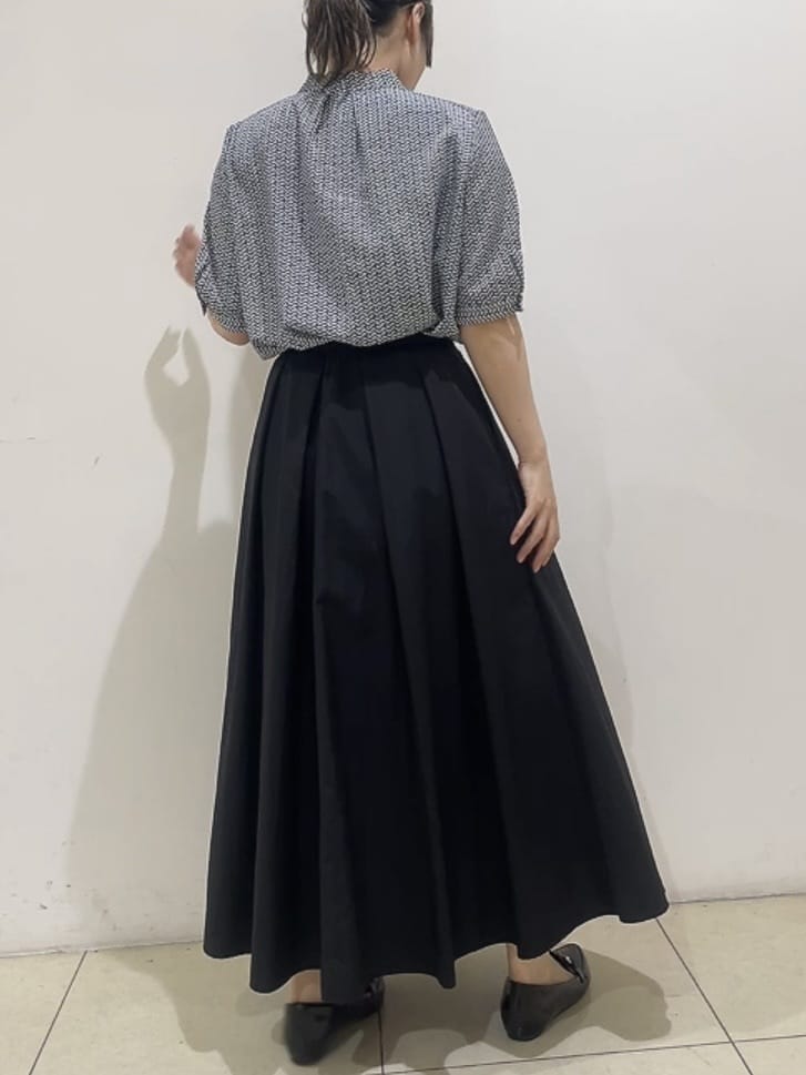 watanabeさんの「UNTITLED｜【通勤/オフィス】ジオメ柄ボウタイブラウス」を使ったコーディネート