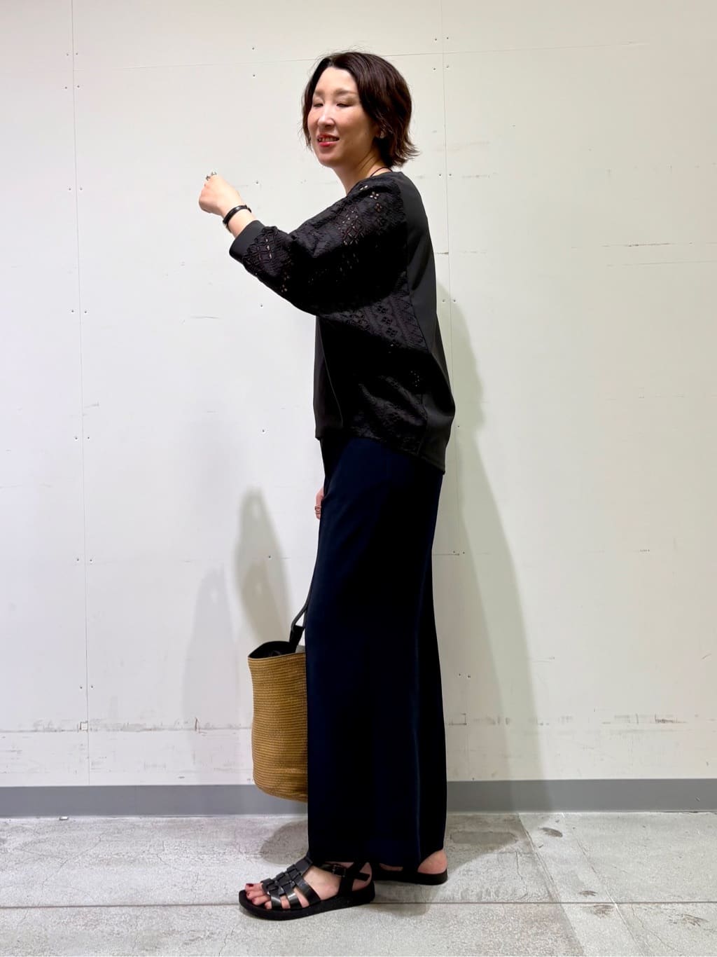 yuriさんの「INDIVI｜【着る日傘／遮熱／UVケア】ワイドパンツ」を使ったコーディネート