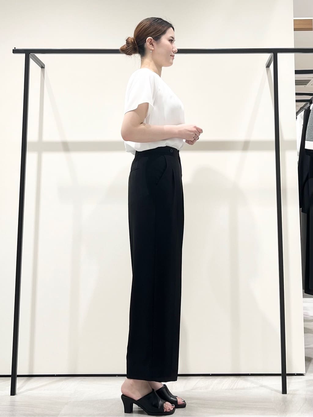 T.Kさんの「INDIVI｜【UVケア】タックブラウス」を使ったコーディネート