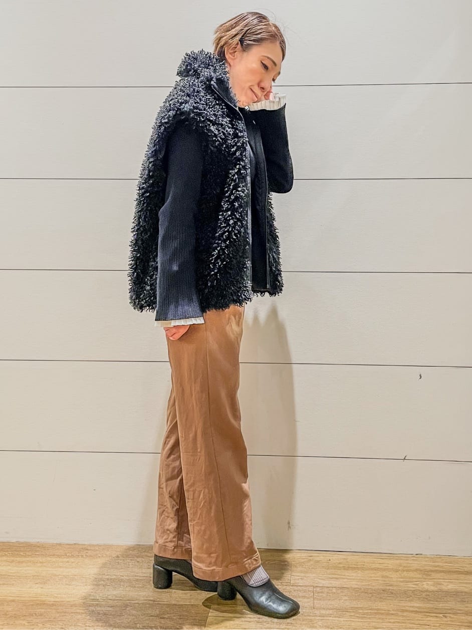Ryoさんの「THE SHOP TK｜プラスするだけでこなれ見え ボアベスト」を使ったコーディネート