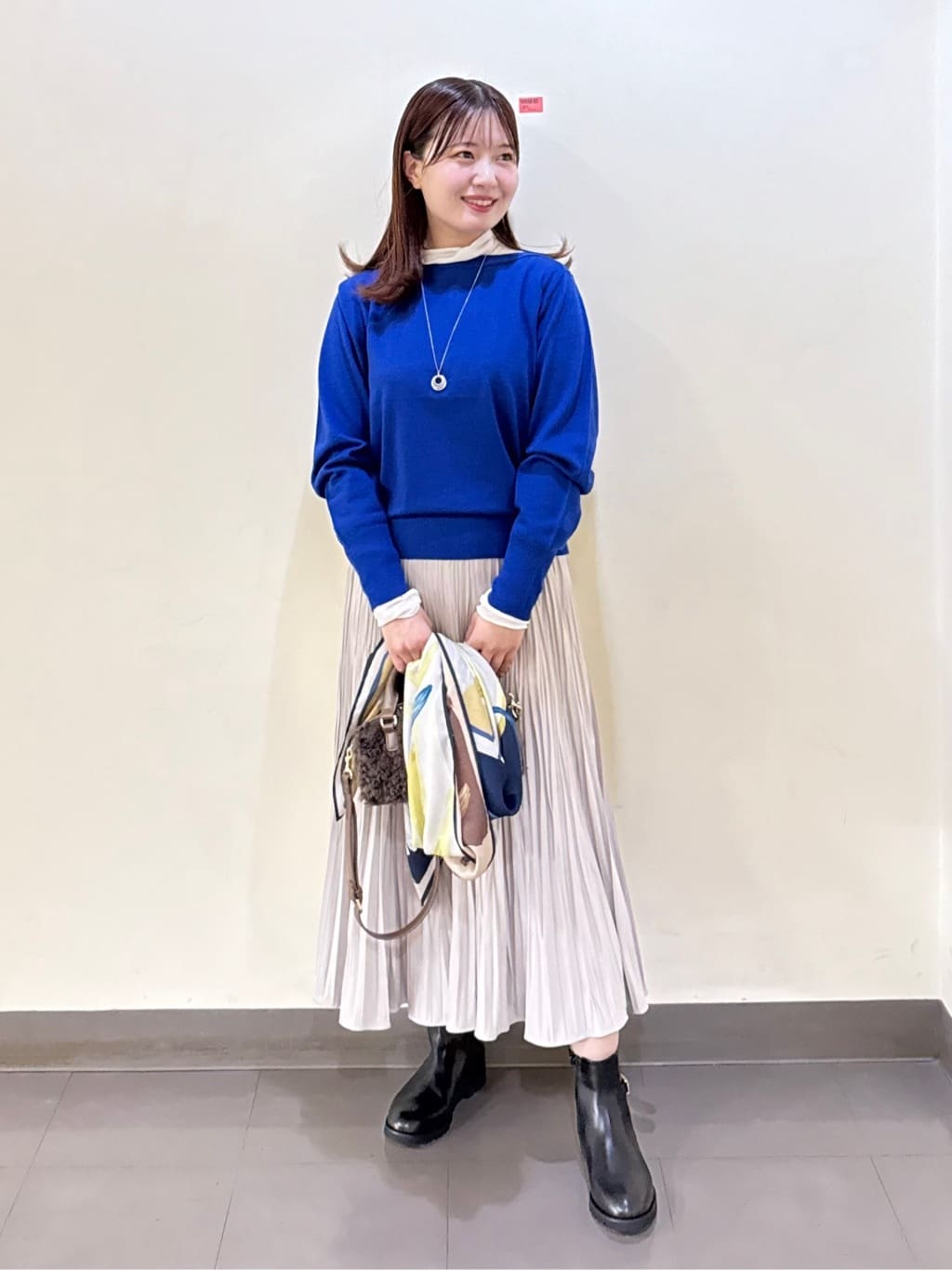 いくみさんの「UNTITLED｜【ハイネック/レイヤード/重ね着におすすめ】トリコットベロア シアーインナー」を使ったコーディネート