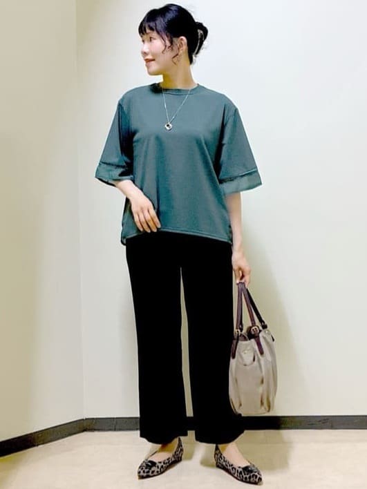  beni_gingerさんの「Reflect｜【E‐QUALITY／体型カバー】シアー&times;レースデザインプルオーバー」を使ったコーディネート