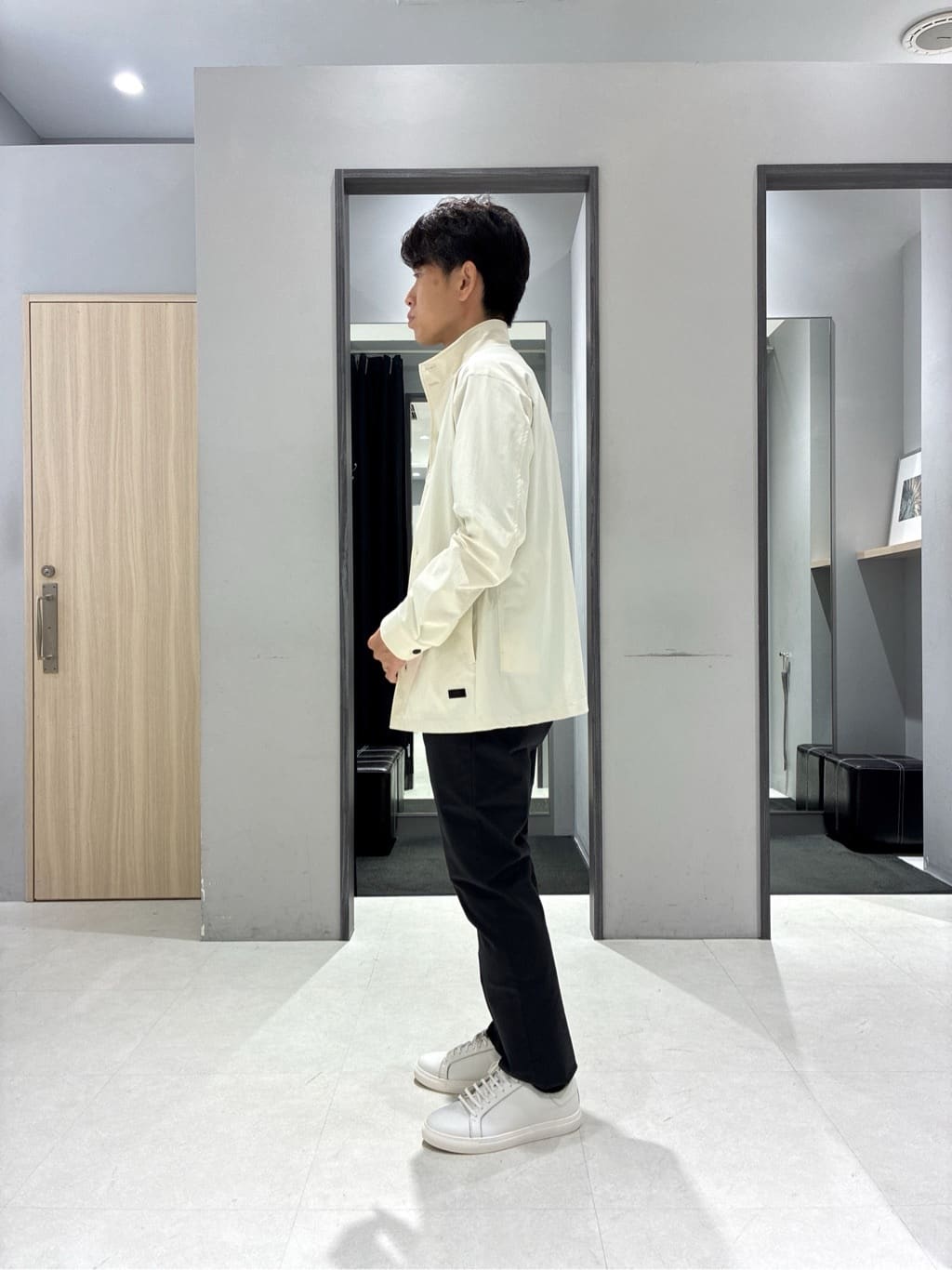 わいずみさんの「TAKEO KIKUCHI｜【COOL CITY WEAR】ストライプジャージ ボタンダウンシャツ /接触冷感」を使ったコーディネート