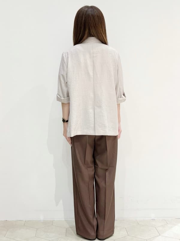yukariさんの「OPAQUE.CLIP｜メタリック刺繍ロゴTシャツ【接触冷感／洗濯機洗い可】」を使ったコーディネート