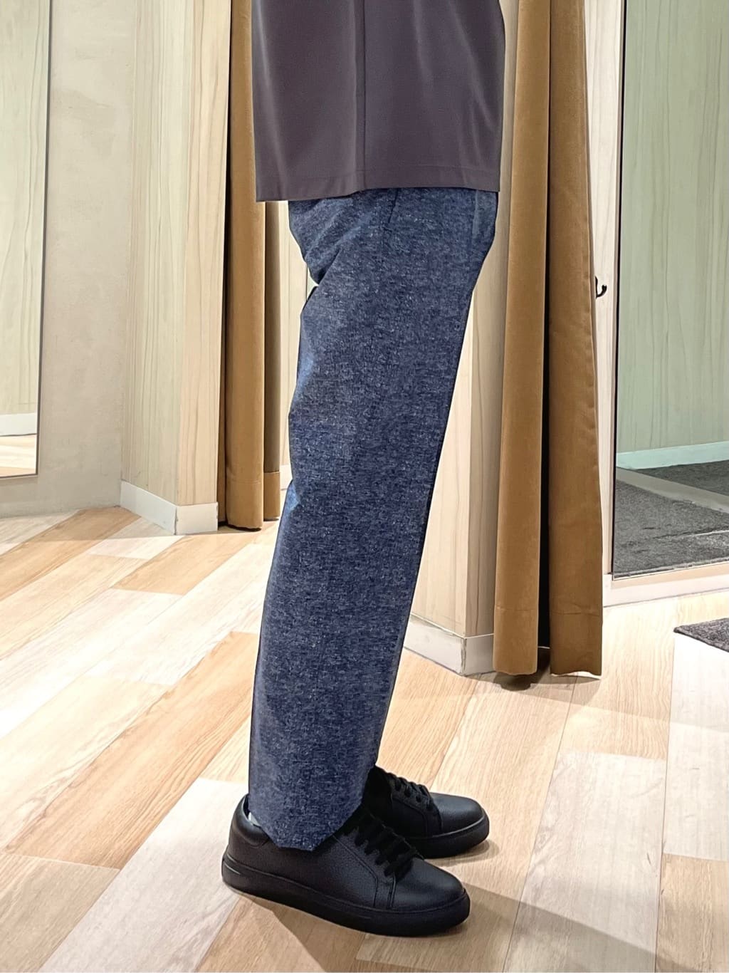 URAさんの「TAKEO KIKUCHI｜【抗菌防臭】COOL DOTS（R）ドビープリント パンツ」を使ったコーディネート