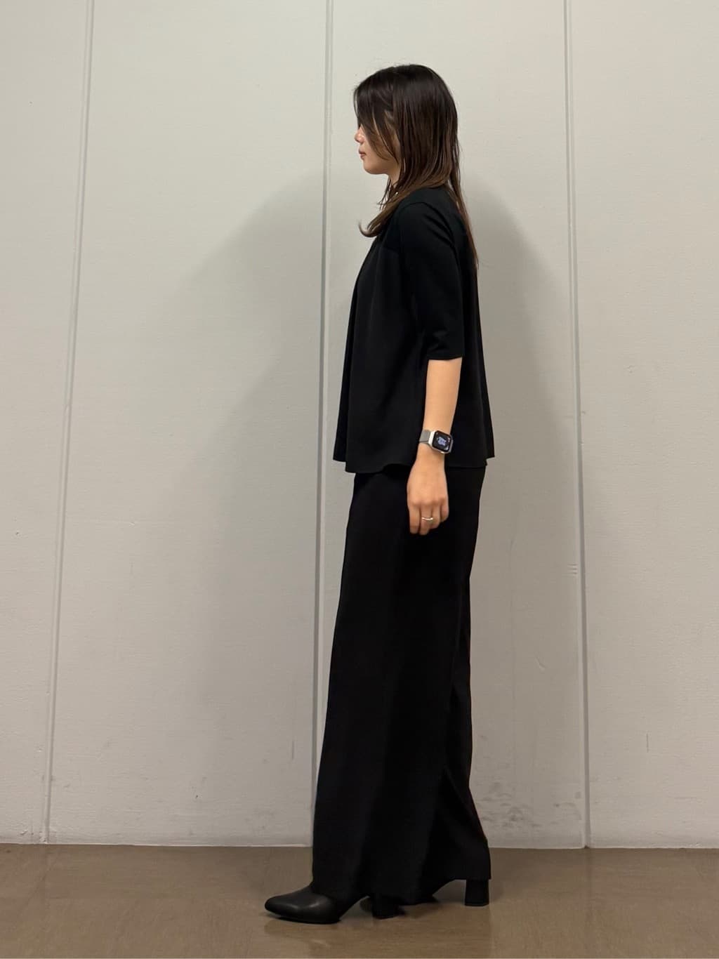 mizukiさんの「INDIVI｜【セットアップ可能】ビスチェレイヤード風トップス」を使ったコーディネート