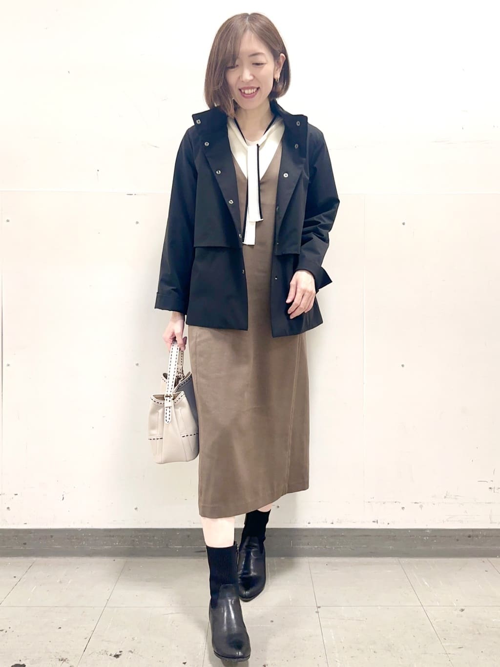 イト子さんの「Reflect｜【すっきり見え／フード取り外し可／通勤におすすめ◎】ライティアウター」を使ったコーディネート