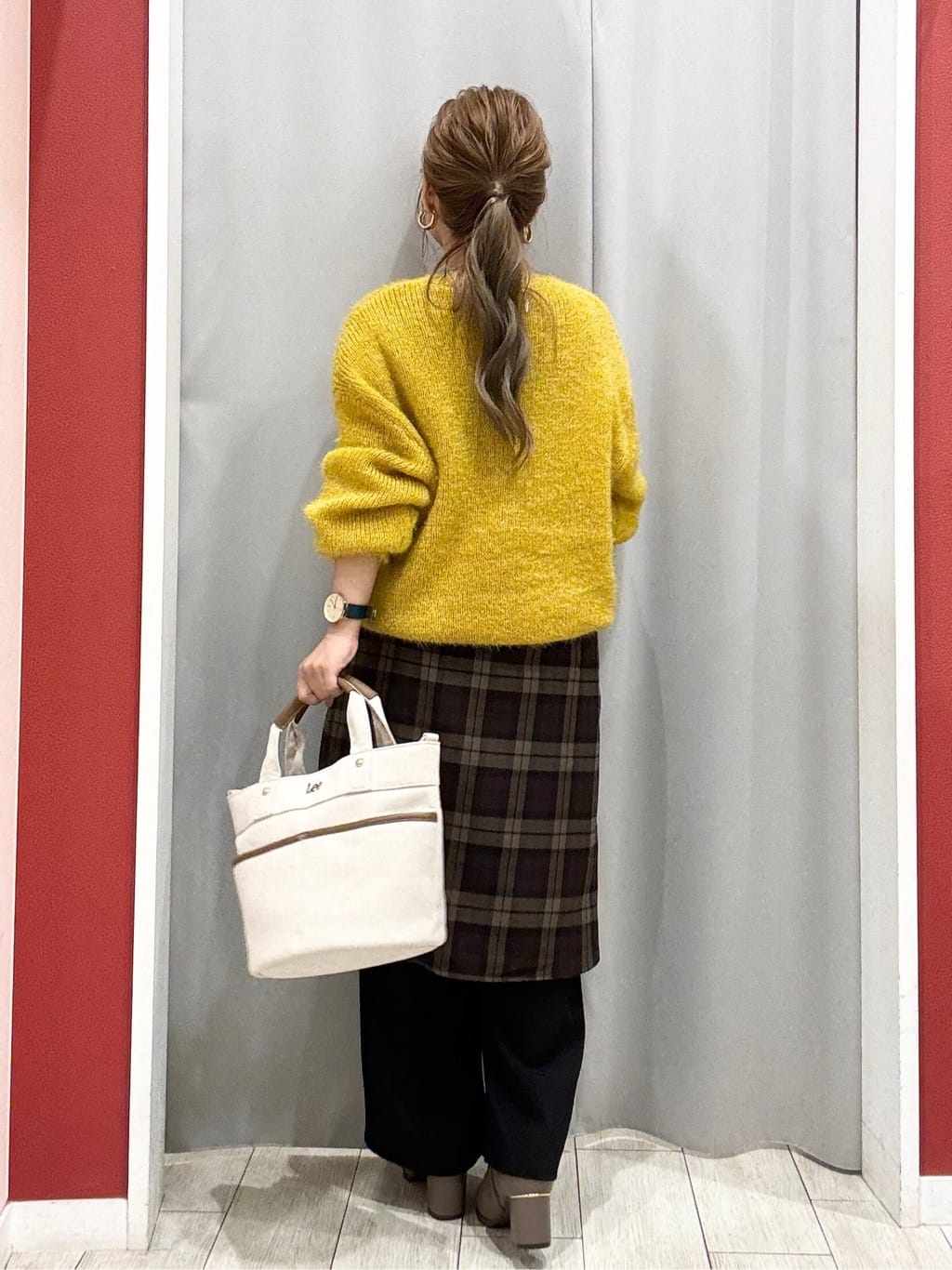 shioさんの「SHOO･LA･RUE｜【着丈選べる/S-LL】触れる度ひんやり ゆるきれい イージーワイドパンツ」を使ったコーディネート