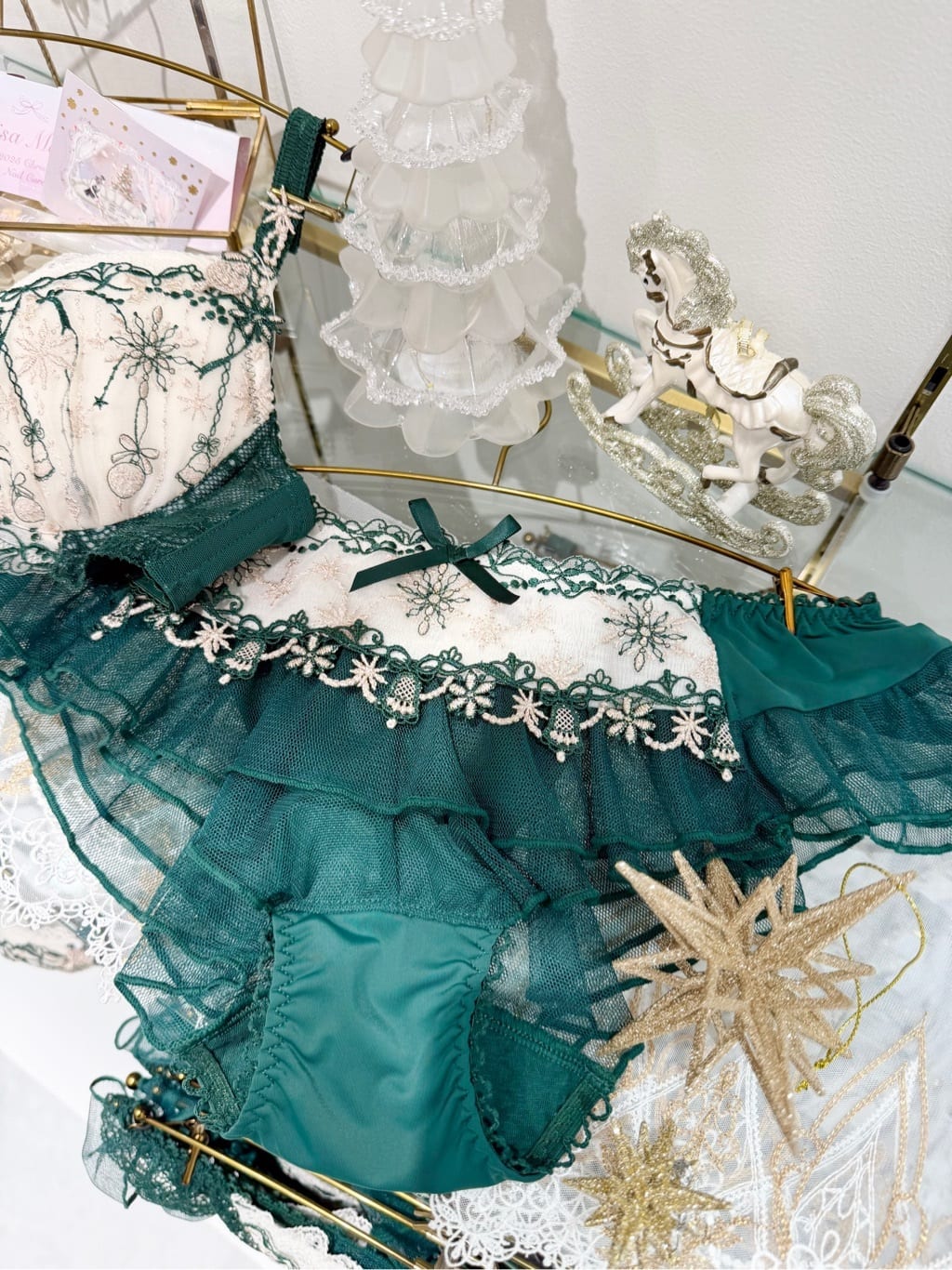 nishiさんの「Risa Magli｜【ルビー】 ブラジャー （B-C） ＜Side Shape（サイドシェイプ）＞」を使ったコーディネート