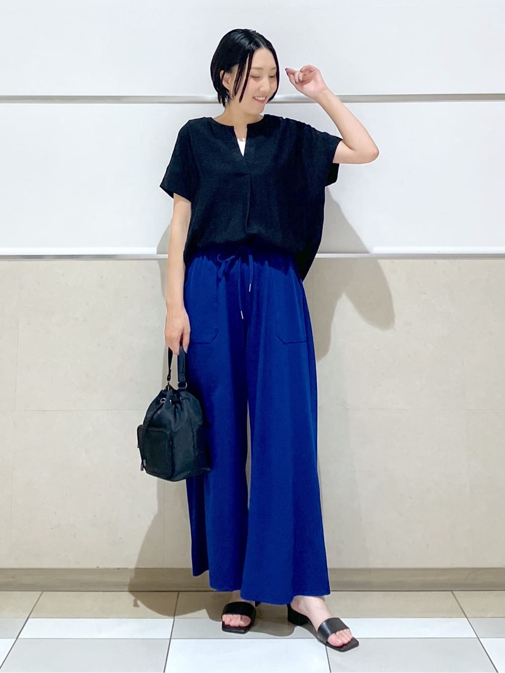 eriko さんの「Dessin｜【セットアップ可】2WAYネックスキッパーブラウス」を使ったコーディネート