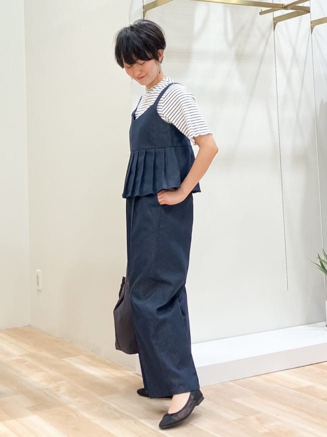 Keiさんの「grove｜【2点SET/体型カバー】夏から秋まで着まわせる！プリーツビスチェセットアップ」を使ったコーディネート