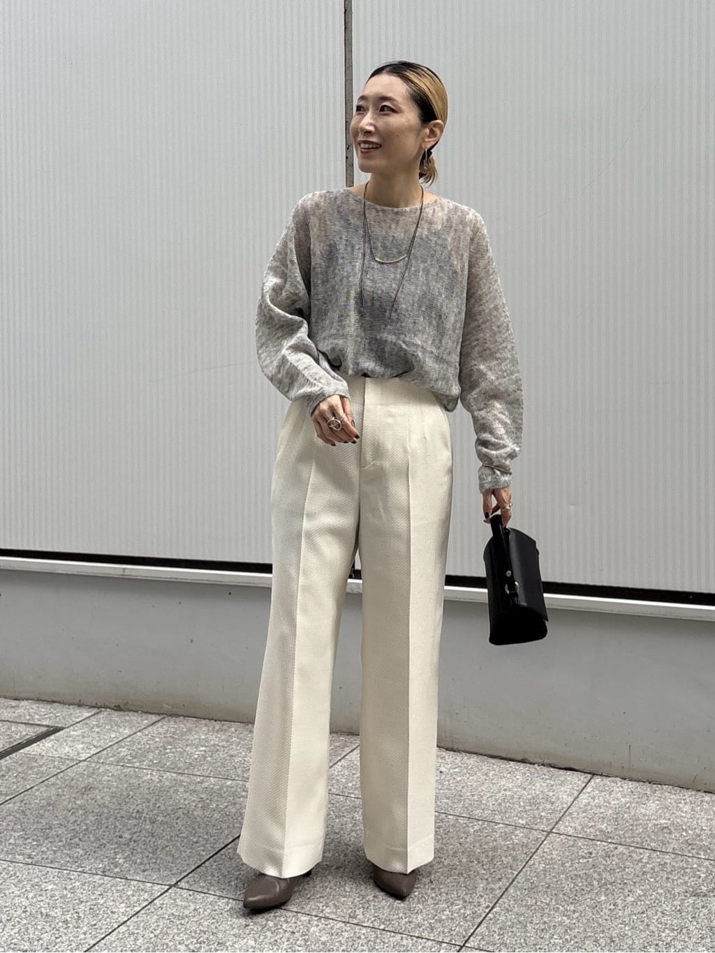 kotakiさんの「INDIVI｜【キッドモヘヤ素材】ラウンドヘムニット」を使ったコーディネート