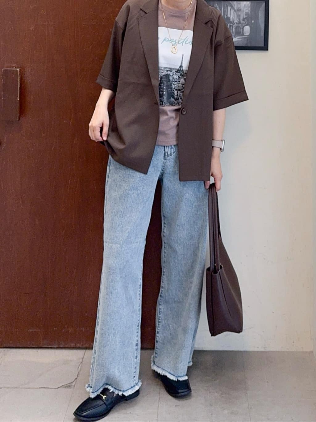 𝐇𝐢𝐫𝐨𝐦𝐢さんの「SHOO･LA･RUE｜【セットアップ可/洗濯後しわになりにくい】5分袖テーラードジャケット」を使ったコーディネート