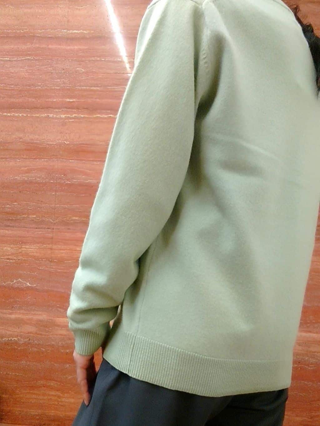 かしげるさんの「TAKEO KIKUCHI｜【Air Palette Knit】ワンポイント カラーニット プルオーバー」を使ったコーディネート