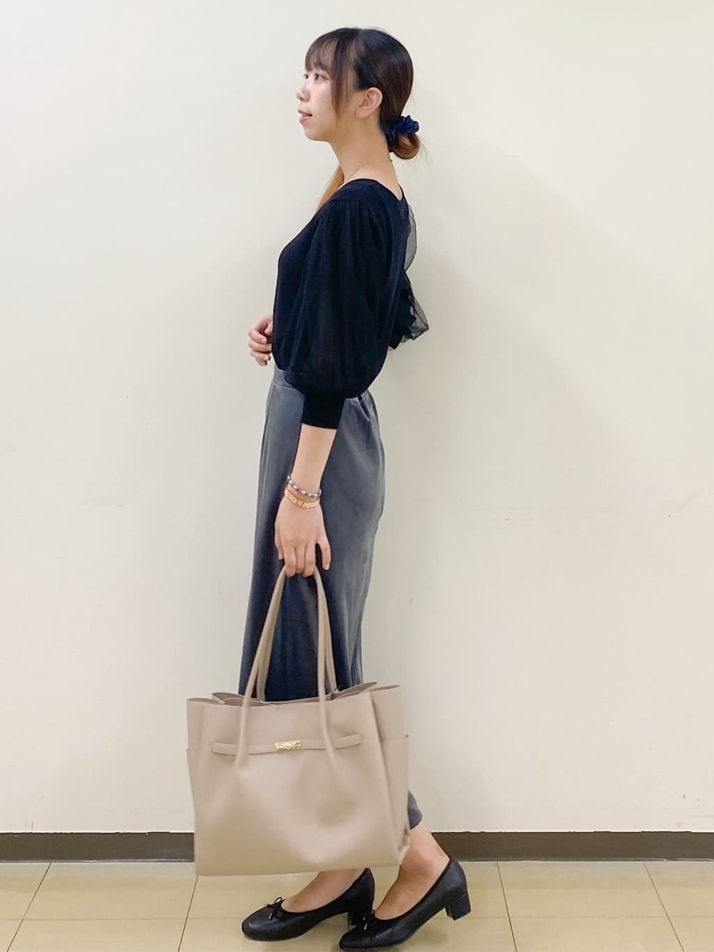 yurinaさんの「index｜《5色展開》マジョリカプリーツスリーブニット【洗濯機洗い可】」を使ったコーディネート