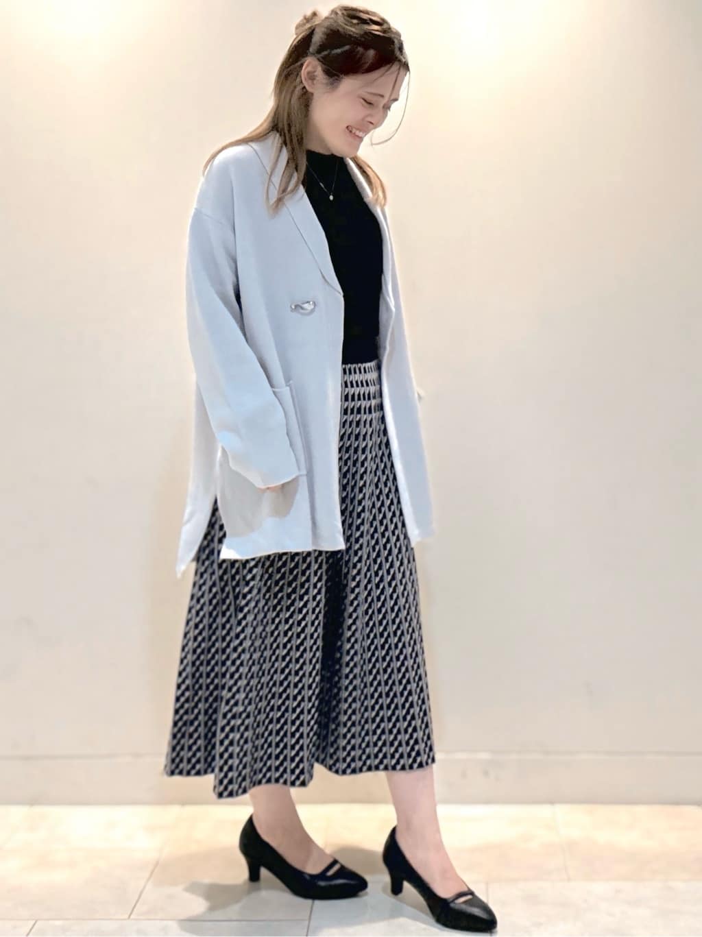 S&auml;K&iuml;さんの「Reflect｜【ライトアウター／気軽な羽織に◎】オフボディカーディガン」を使ったコーディネート