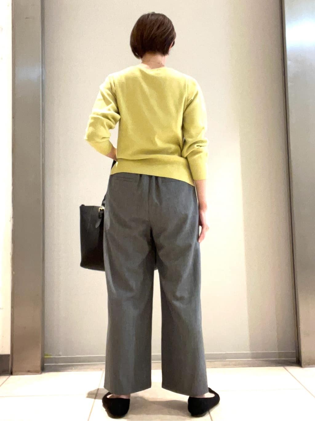 TOMOMIさんの「Reflect｜【すっきりシルエット】ワイドクロップドパンツ」を使ったコーディネート